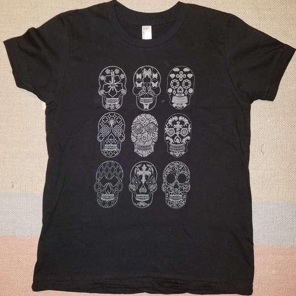 Sugar skulls glow in the dark t-shirts - Picture 2 of 3
